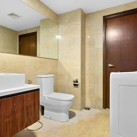 Naibnb In Regalia Residence Kuala Lumpur Exterior photo