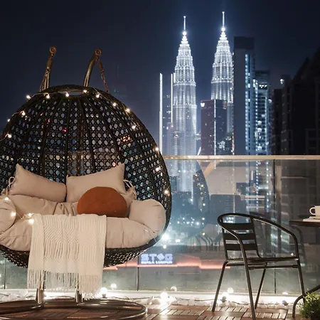 Naibnb In Regalia Residence Kuala Lumpur Exterior photo