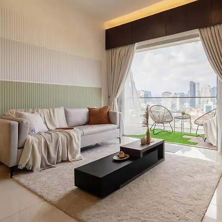 Naibnb In Regalia Residence Kuala Lumpur Exterior photo