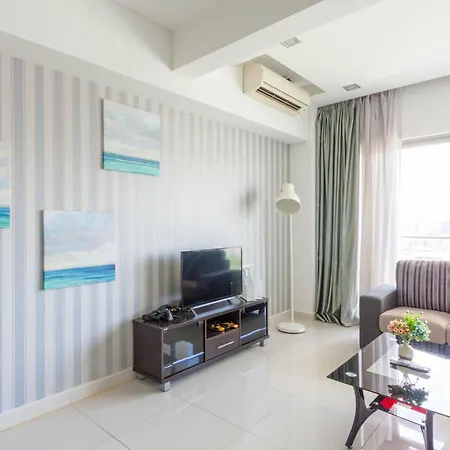 Naibnb In Regalia Residence Kuala Lumpur Exterior photo
