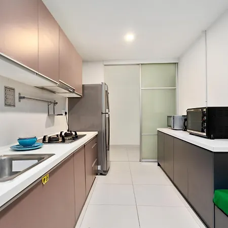 Naibnb In Regalia Residence Kuala Lumpur Exterior photo