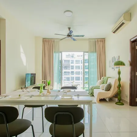 Naibnb In Regalia Residence Kuala Lumpur Exterior photo