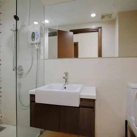 Naibnb In Regalia Residence Kuala Lumpur Exterior photo