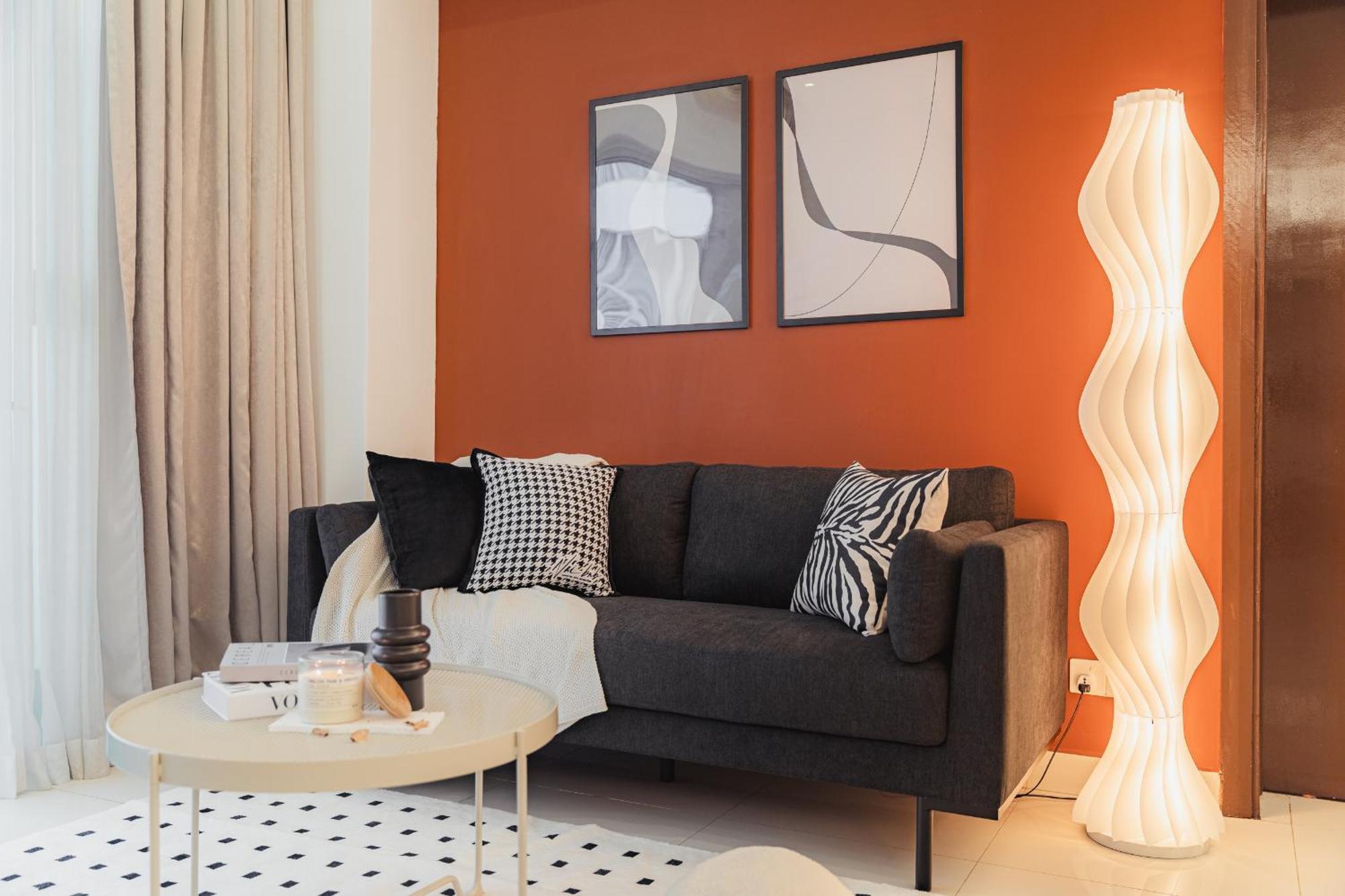 Naibnb In Regalia Apartment