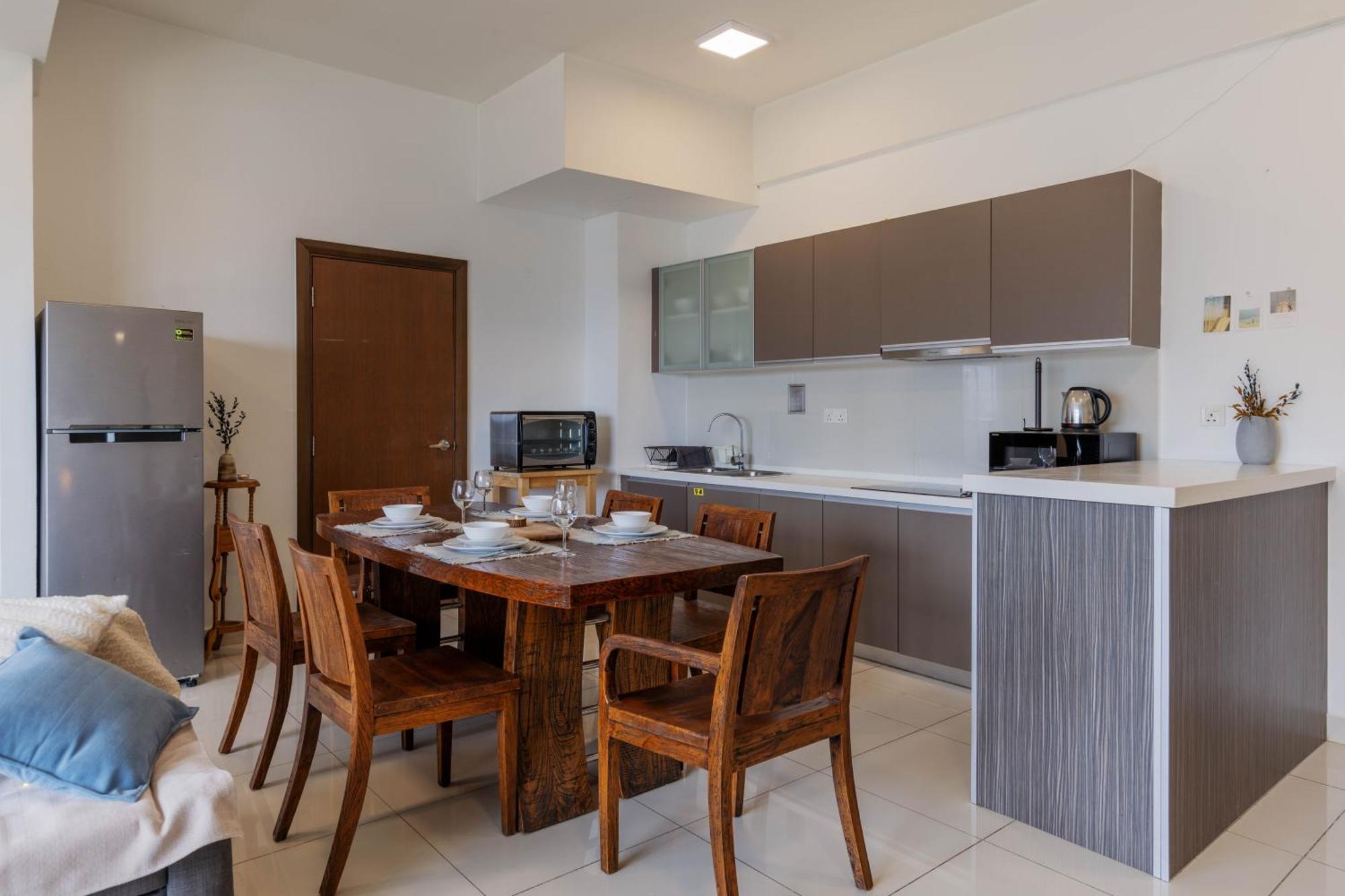 Apartment Naibnb In Regalia Kuala Lumpur