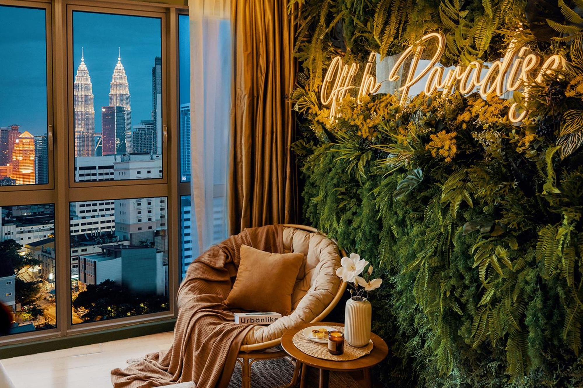 Naibnb In Regalia * Kuala Lumpur